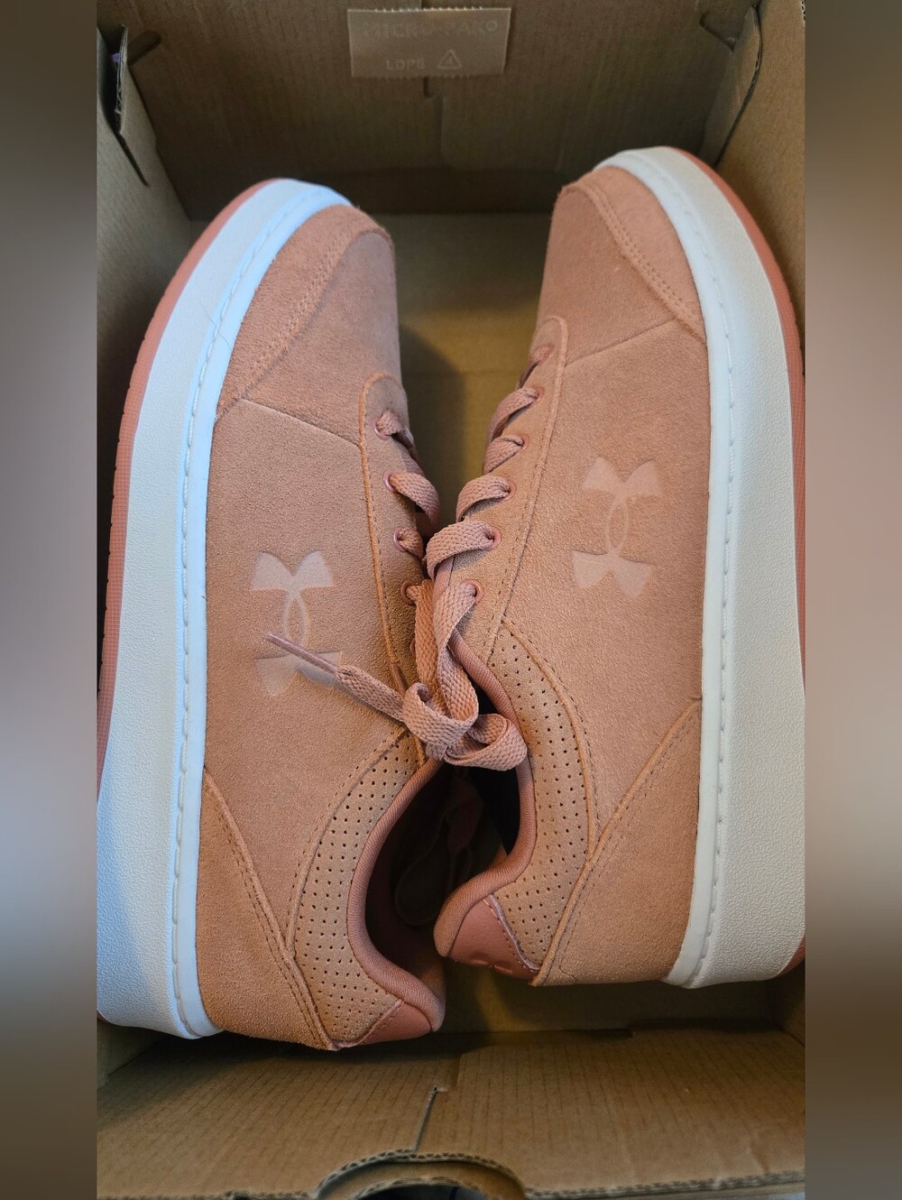 New IN box. Under Armour Women’s Pink/white Suede Casual Sneakers